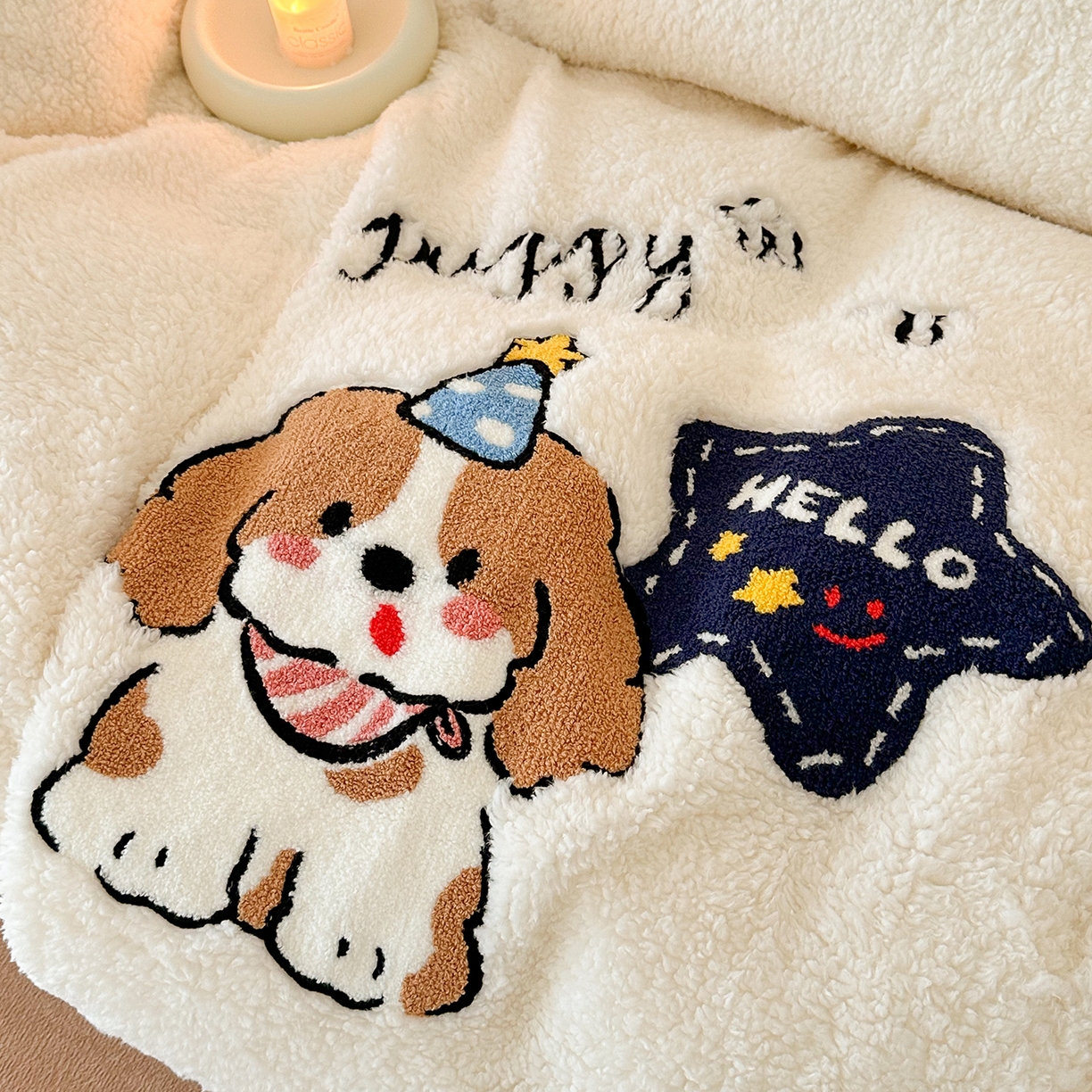 91家纺网 家纺一手货源 找家纺 乐坊 2025新款小阪羊羔绒牛奶绒卡通四件套冬季加厚保暖 星星小狗-白卡其