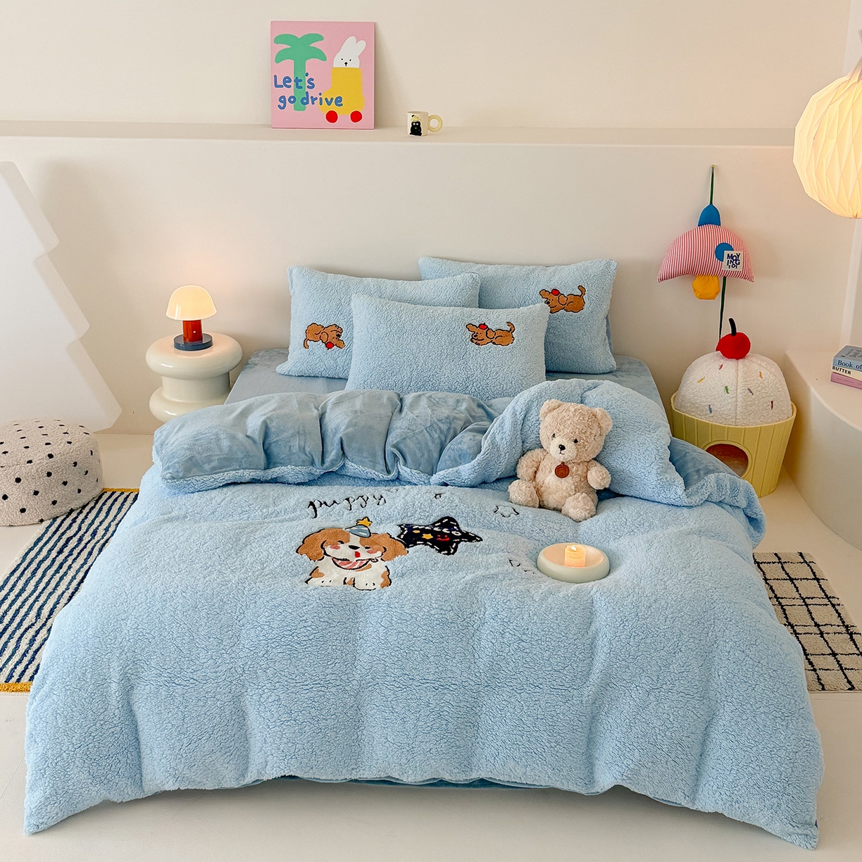 91家纺网 家纺一手货源 找家纺 乐坊 2025新款小阪羊羔绒牛奶绒卡通四件套冬季加厚保暖 星星小狗-蓝