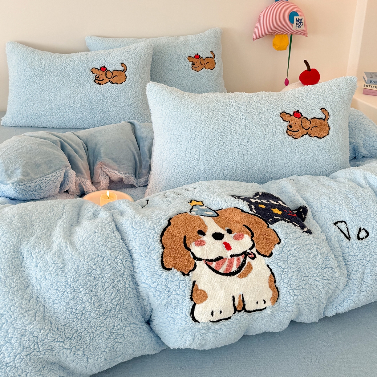 91家纺网 家纺一手货源 找家纺 乐坊 2025新款小阪羊羔绒牛奶绒卡通四件套冬季加厚保暖 星星小狗-蓝