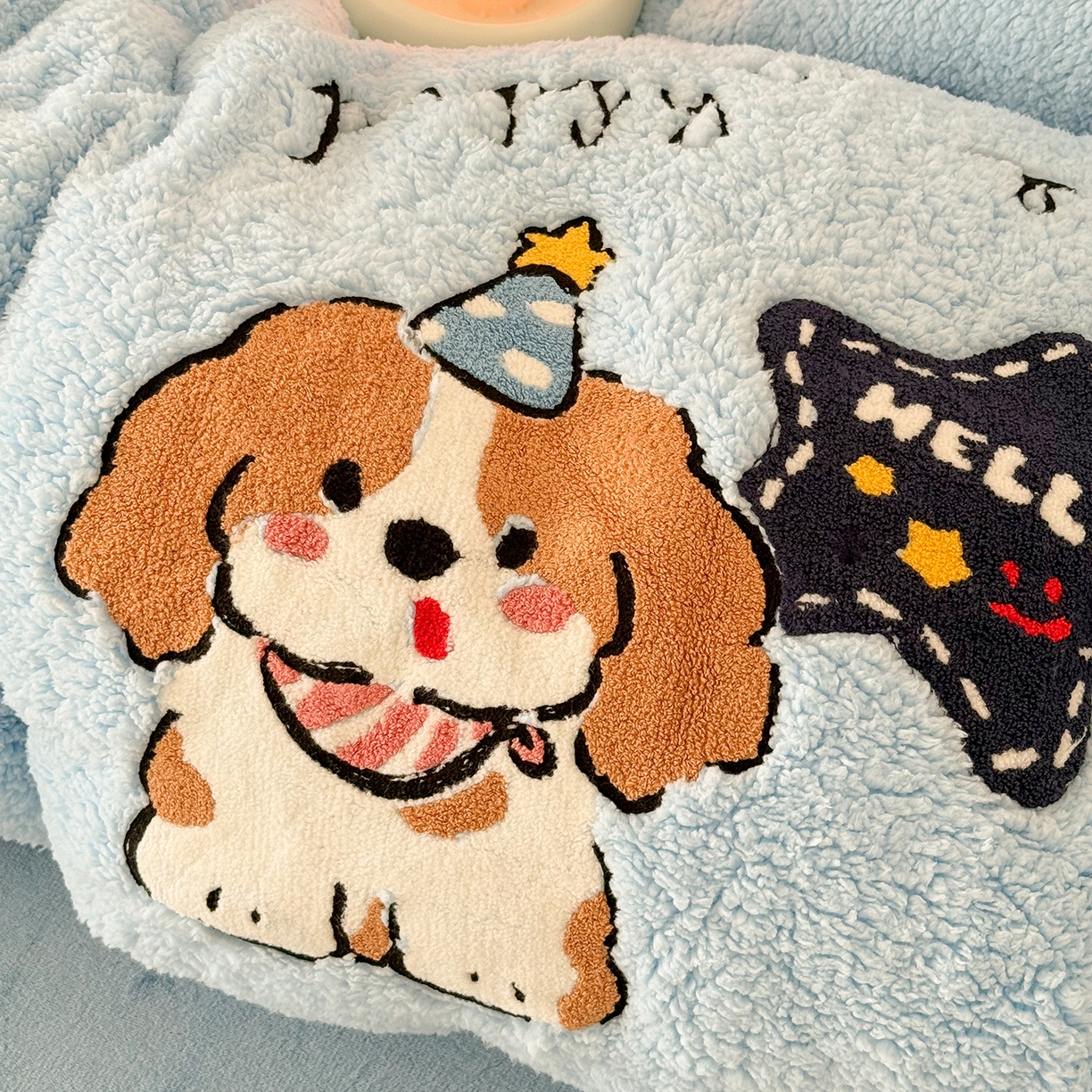 91家纺网 家纺一手货源 找家纺 乐坊 2025新款小阪羊羔绒牛奶绒卡通四件套冬季加厚保暖 星星小狗-蓝