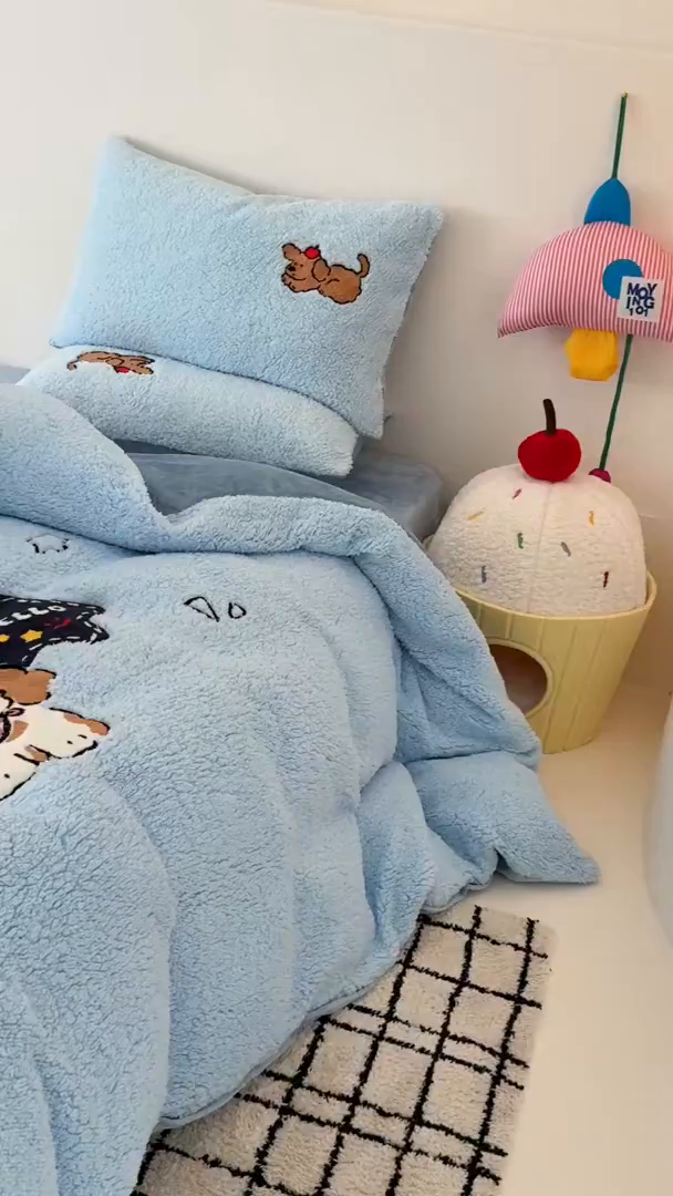 91家纺网 家纺一手货源 找家纺 乐坊 2025新款小阪羊羔绒牛奶绒卡通四件套冬季加厚保暖 星星小狗-蓝