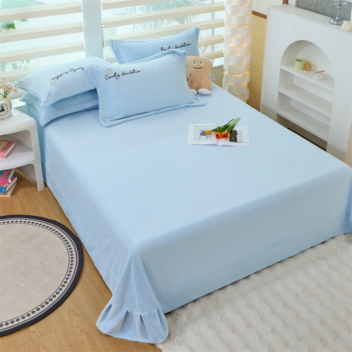 91家纺网 家纺一手货源 找家纺 （总）畅畅家纺 2025新款宽边加厚9斤加厚300克全消光超柔牛奶绒宽边刺绣手工订花绣花工艺四件套末花系列