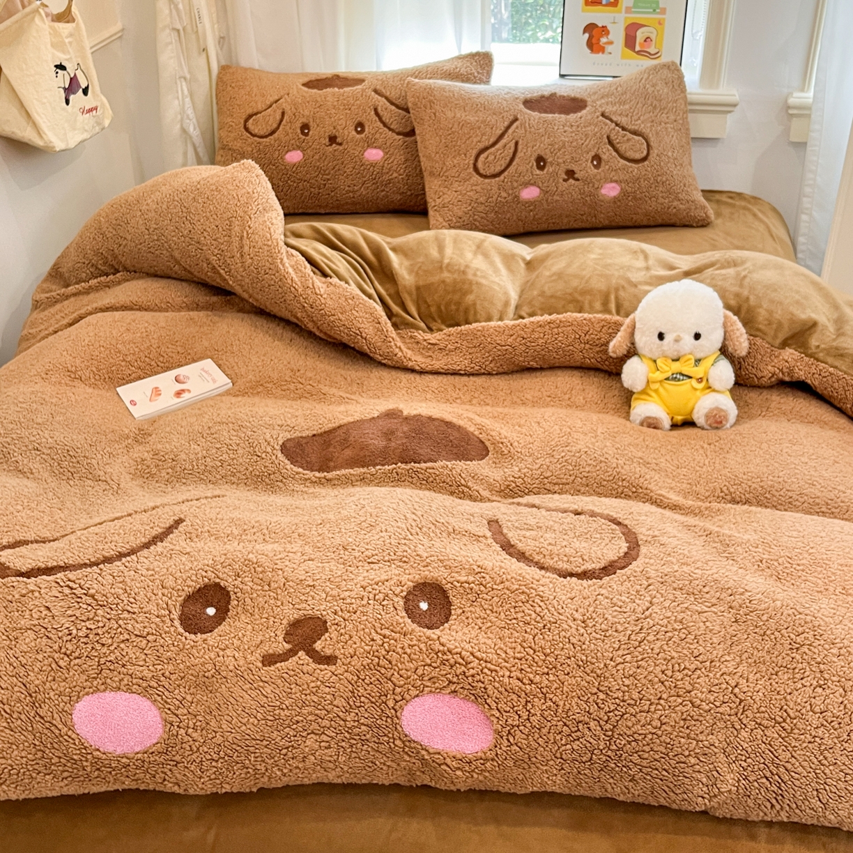 91家纺网 家纺一手货源 找家纺 乐坊 2025新款大阪羊羔绒牛奶绒卡通四件套冬季加厚保暖 晚安狗-咖