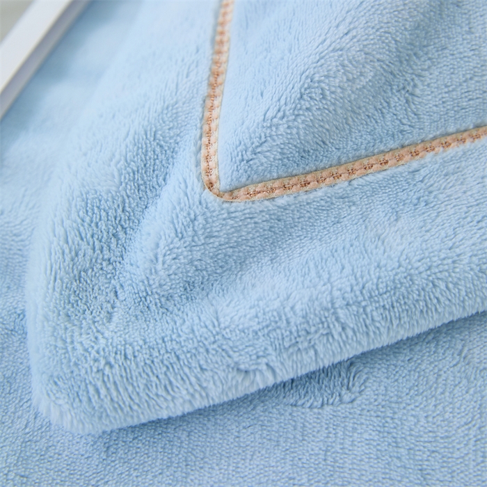 91家纺网 家纺一手货源 找家纺 畅畅家纺 2025新款宽边加厚9斤加厚300克全消光超柔牛奶绒宽边刺绣手工订花绣花工艺四件套末花系列 末花-天空蓝