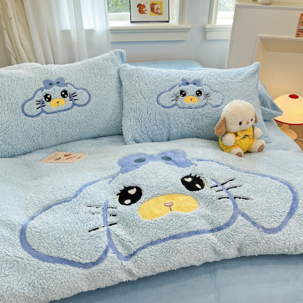 91家纺网 家纺一手货源 找家纺 乐坊 2025新款大阪羊羔绒牛奶绒卡通四件套冬季加厚保暖 大耳鼠狗-蓝