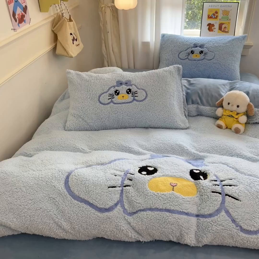 91家纺网 家纺一手货源 找家纺 乐坊 2025新款大阪羊羔绒牛奶绒卡通四件套冬季加厚保暖 大耳鼠狗-蓝