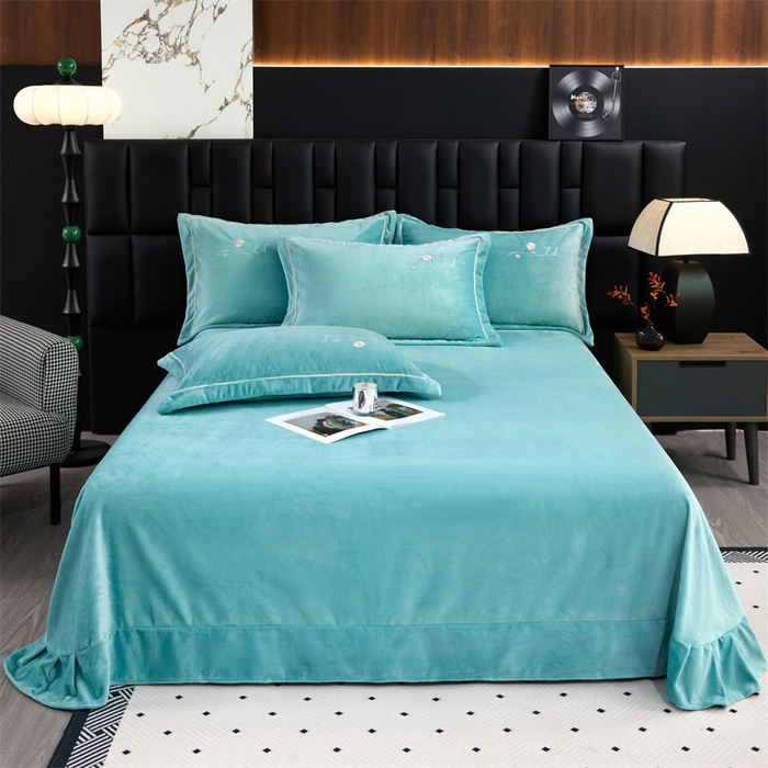 91家纺网 家纺一手货源 找家纺 畅畅家纺 2025新款宽边加厚9斤加厚全消光牛奶绒宽边刺绣绣花四件套-慕斯绒系列 慕斯绒湖蓝