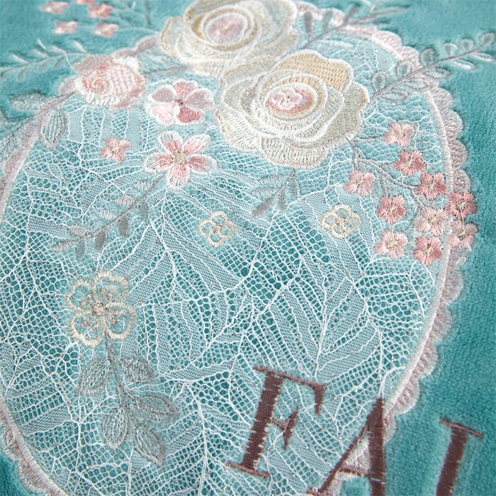 91家纺网 家纺一手货源 找家纺 畅畅家纺 2025新款宽边加厚9斤加厚全消光牛奶绒宽边刺绣绣花四件套-慕斯绒系列 慕斯绒湖蓝