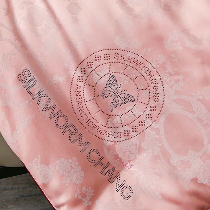 91家纺网 家纺一手货源 找家纺 （总）畅畅家纺 2025新款蝴蝶羽丝棉被夏凉被春秋冬加厚被子微商热款手工订花被芯