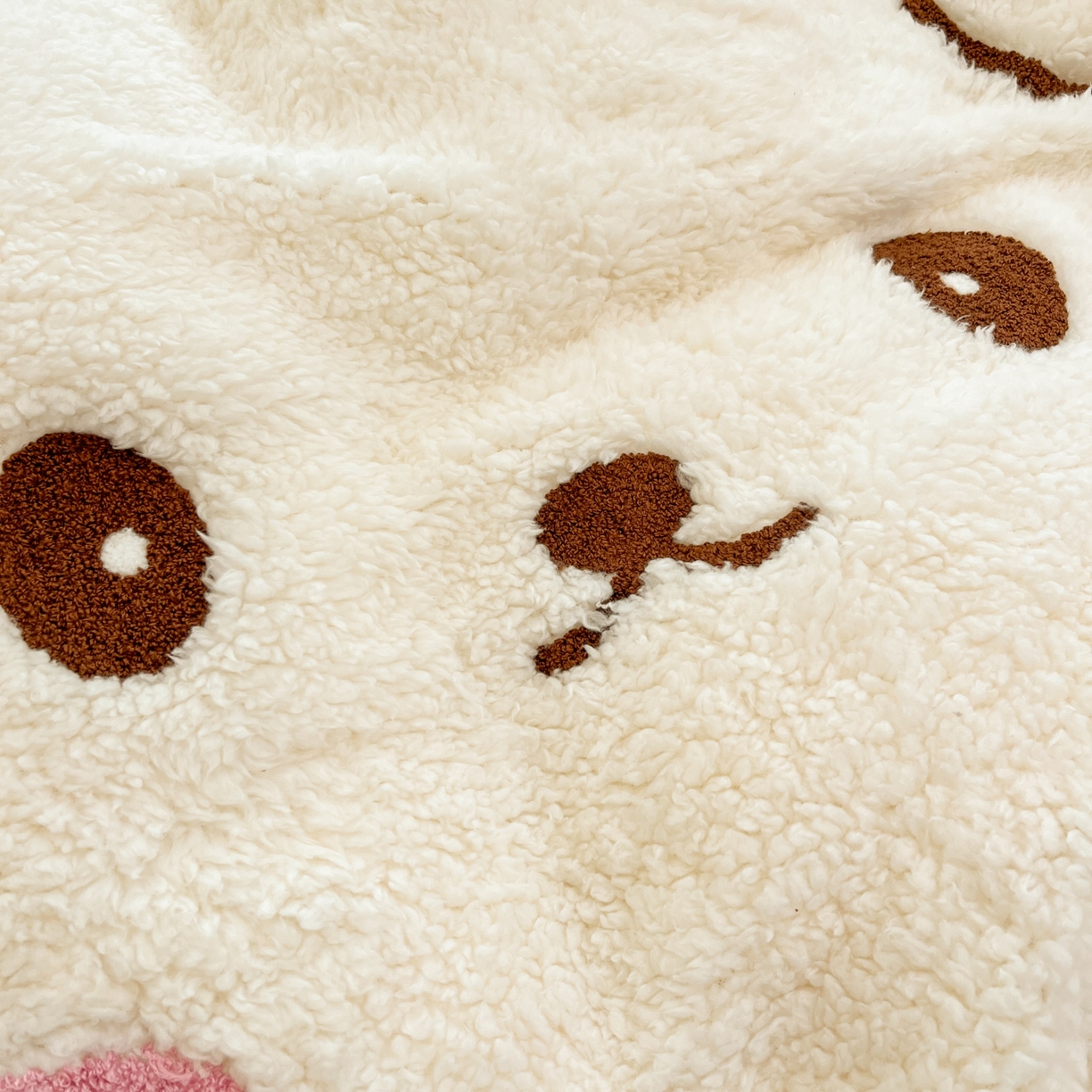 91家纺网 家纺一手货源 找家纺 乐坊 2025新款大阪羊羔绒牛奶绒卡通四件套冬季加厚保暖 晚安狗-白蓝