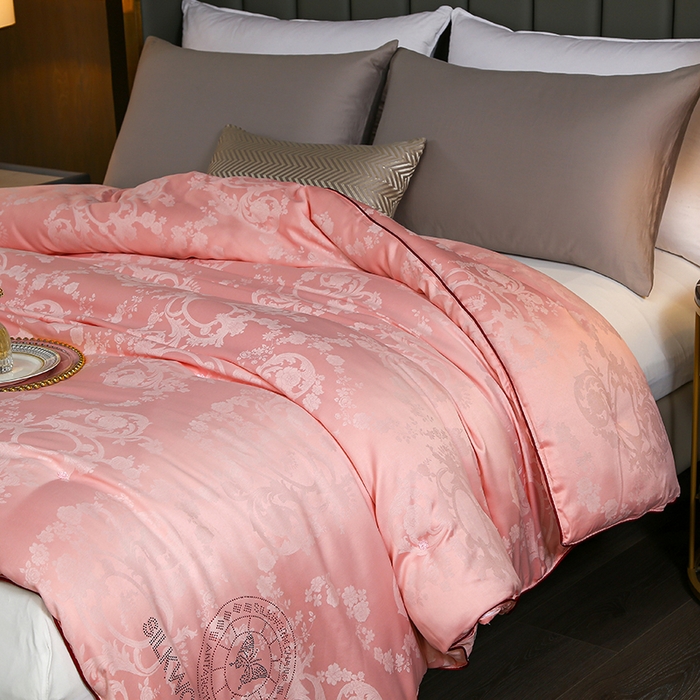 91家纺网 家纺一手货源 找家纺 （总）畅畅家纺 2025新款蝴蝶羽丝棉被夏凉被春秋冬加厚被子微商热款手工订花被芯