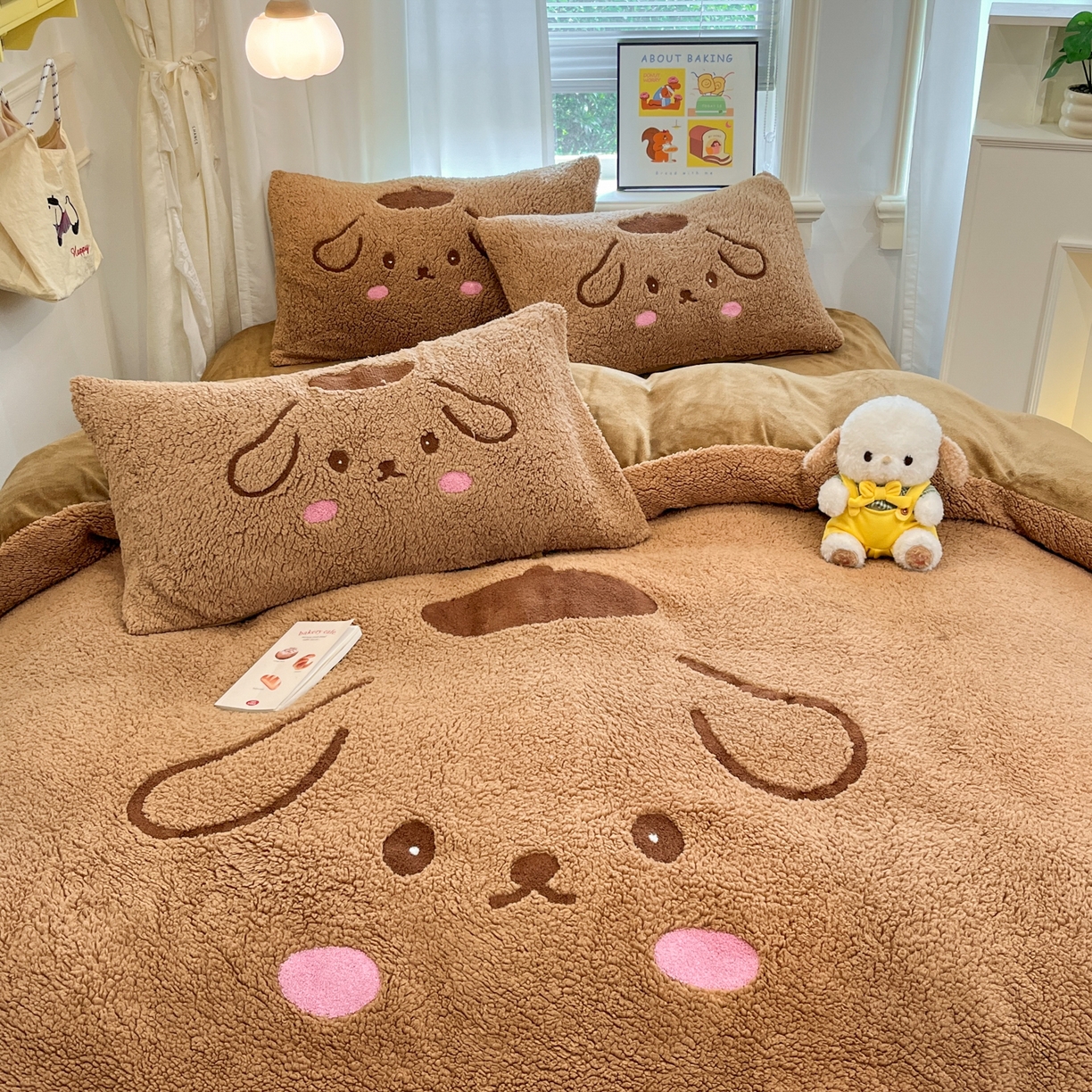 91家纺网 家纺一手货源 找家纺 乐坊 2025新款大阪羊羔绒牛奶绒卡通四件套冬季加厚保暖 晚安狗-咖