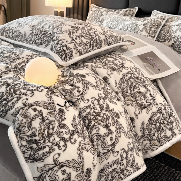 91家纺网 家纺一手货源 找家纺 （总推）诺梵2025新款牛8斤奶绒印花包边四件套