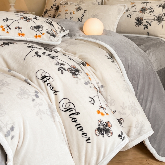 91家纺网 家纺一手货源 找家纺 （总推）诺梵2025新款牛8斤奶绒印花包边四件套