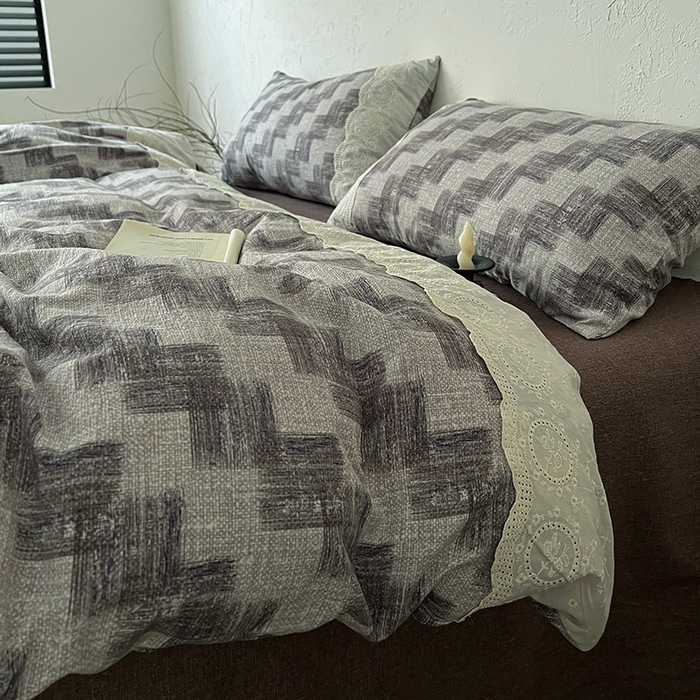 91家纺网 家纺一手货源 找家纺 仟网汇 2025新款亚麻复古花边系列四件套 方格灰