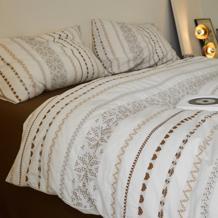 91家纺网 家纺一手货源 找家纺 （总）山舍家居 2025新款全棉纯棉色织提花四件套-遇见费尔岛