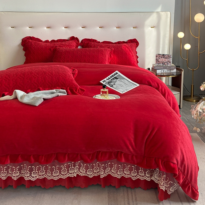 91家纺网 家纺一手货源 找家纺 畅畅家纺 2025新款11斤秋冬加厚纯色韩版牛奶绒夹棉床盖四件套-倾城 倾城-大红