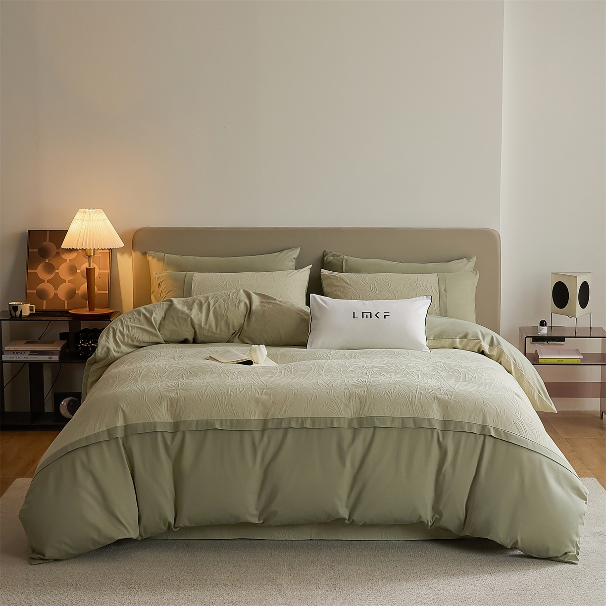 91家纺网 家纺一手货源 找家纺 蓝米卡夫 2025秋冬-A类全棉亮面提花50S*50S双股磨毛拼接款（礼盒包装）提供买家秀 秘境-奶绿