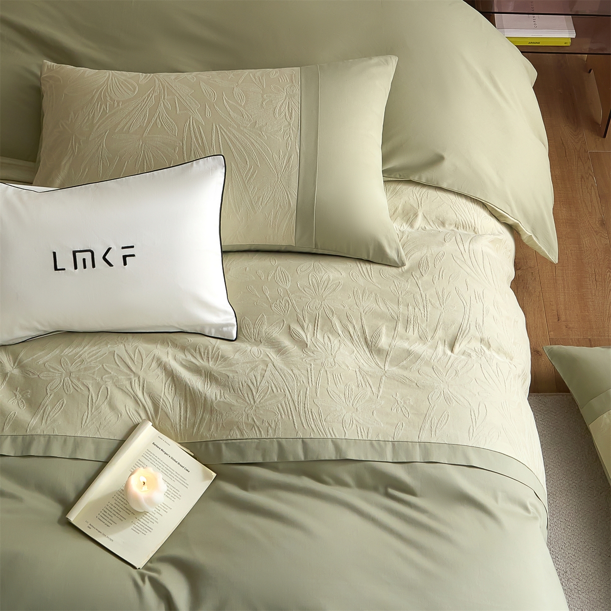 91家纺网 家纺一手货源 找家纺 蓝米卡夫 2025秋冬-A类全棉亮面提花50S*50S双股磨毛拼接款（礼盒包装）提供买家秀 秘境-奶绿