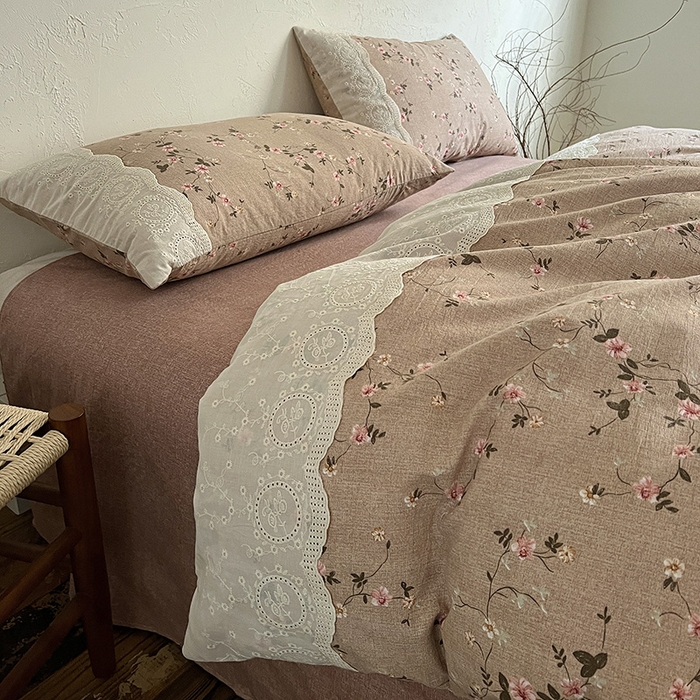 91家纺网 家纺一手货源 找家纺 仟网汇 2025新款亚麻复古花边系列四件套 花言