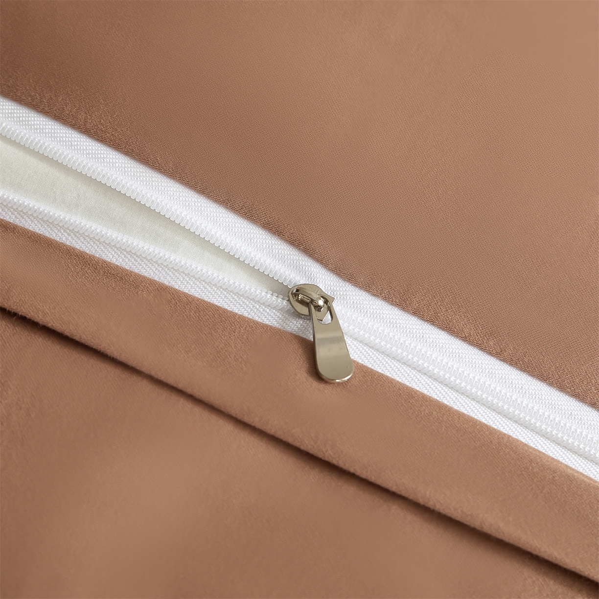 91家纺网 家纺一手货源 找家纺 蓝米卡夫 2025秋冬-A类全棉亮面提花50S*50S双股磨毛拼接款（礼盒包装）提供买家秀 梦幻花园-深秋咖