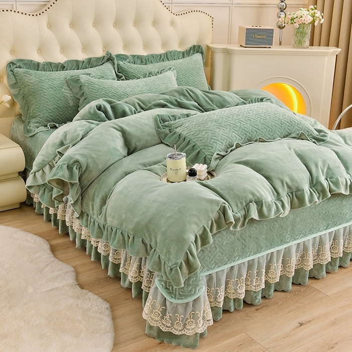 91家纺网 家纺一手货源 找家纺 畅畅家纺 2025新款11斤秋冬加厚纯色韩版牛奶绒夹棉床盖四件套-倾城 倾城-松石绿