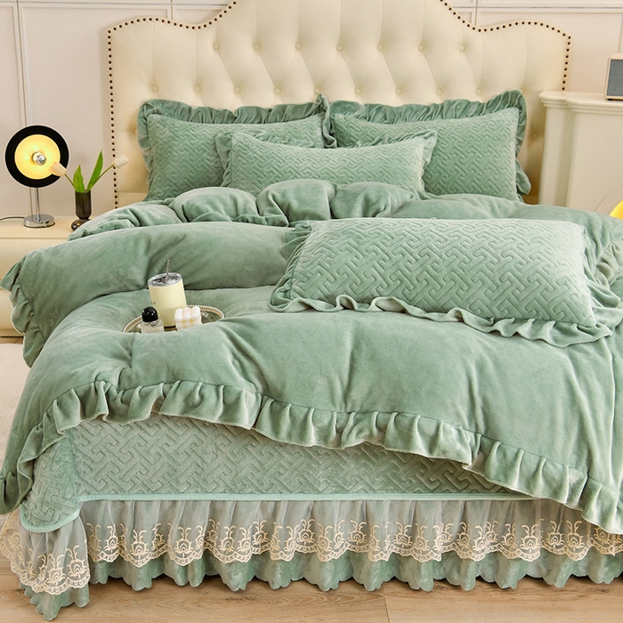 91家纺网 家纺一手货源 找家纺 畅畅家纺 2025新款11斤秋冬加厚纯色韩版牛奶绒夹棉床盖四件套-倾城 倾城-松石绿