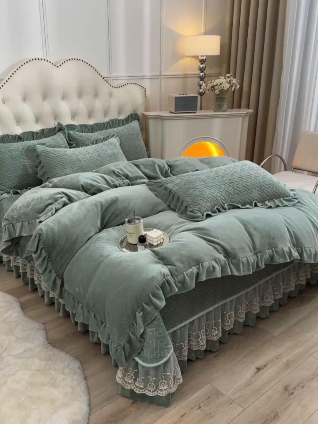 91家纺网 家纺一手货源 找家纺 畅畅家纺 2025新款11斤秋冬加厚纯色韩版牛奶绒夹棉床盖四件套-倾城 倾城-松石绿