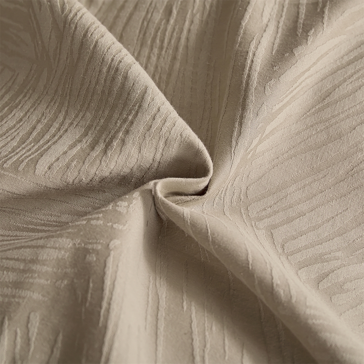 91家纺网 家纺一手货源 找家纺 蓝米卡夫 2025秋冬-A类全棉亮面提花50S*50S双股磨毛拼接款（礼盒包装）提供买家秀 摩卡-金属灰