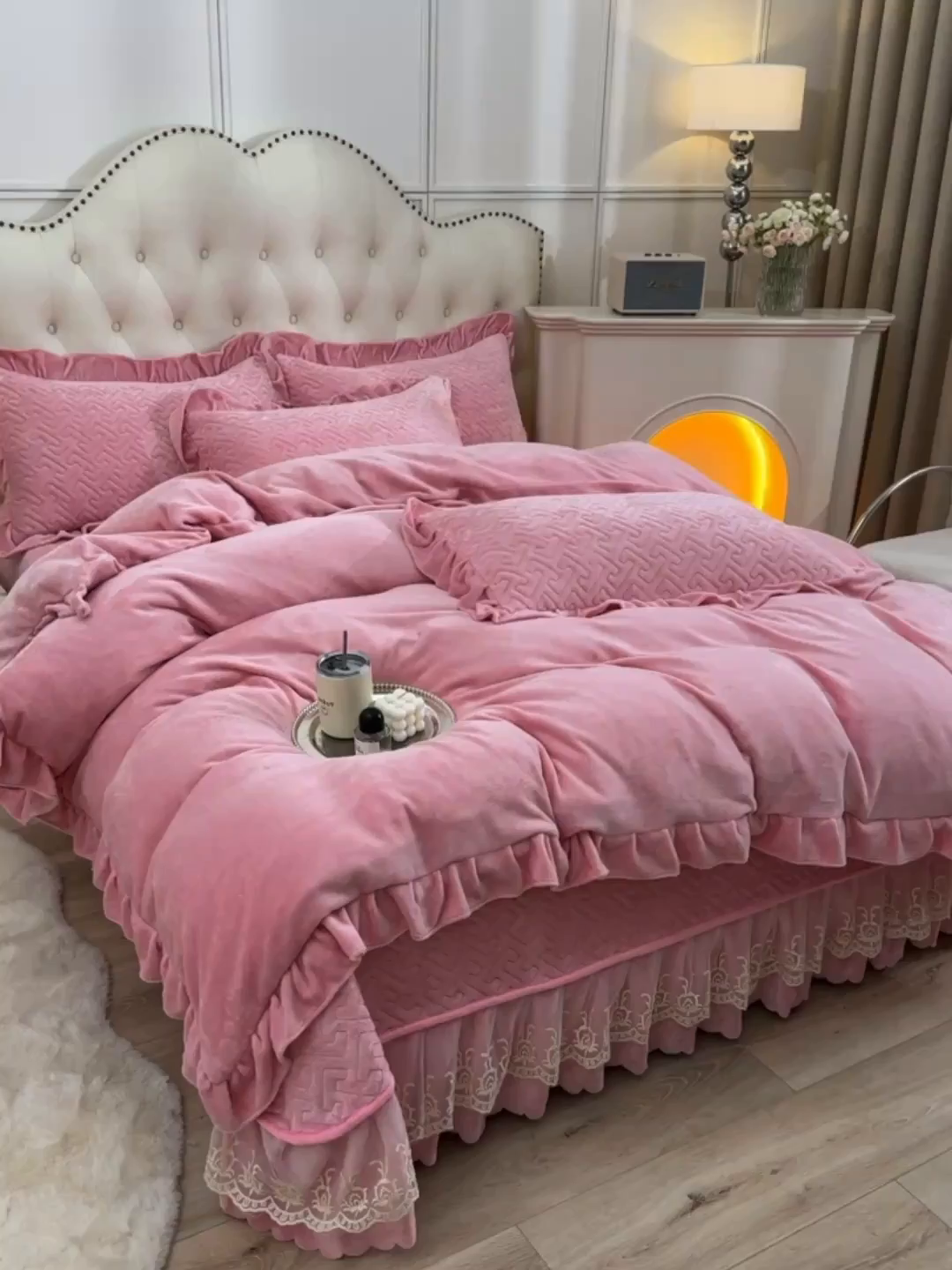 91家纺网 家纺一手货源 找家纺 畅畅家纺 2025新款11斤秋冬加厚纯色韩版牛奶绒夹棉床盖四件套-倾城 倾城-桃粉