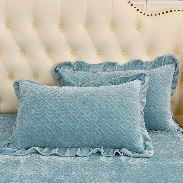 91家纺网 家纺一手货源 找家纺 畅畅家纺 2025新款11斤秋冬加厚纯色韩版牛奶绒夹棉床盖四件套-倾城 倾城-雾蓝