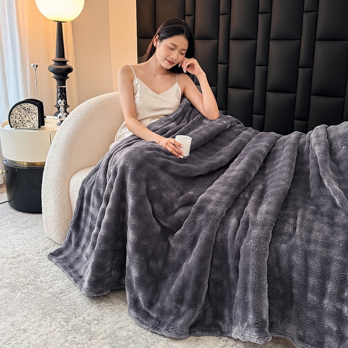 91家纺网 家纺一手货源 找家纺 安琪家纺 2025新款300G炫彩水墨画仿兔毛绒大泡泡绒印花法兰绒毛毯大理石纹休闲毯沙发盖毯跨境外贸出口专供 泡泡纯色-深灰