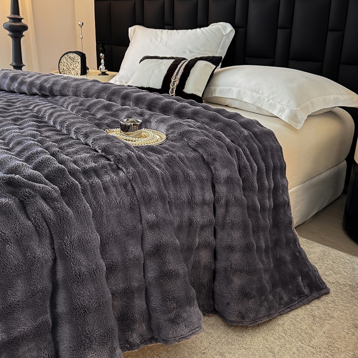 91家纺网 家纺一手货源 找家纺 安琪家纺 2025新款300G炫彩水墨画仿兔毛绒大泡泡绒印花法兰绒毛毯大理石纹休闲毯沙发盖毯跨境外贸出口专供 泡泡纯色-深灰