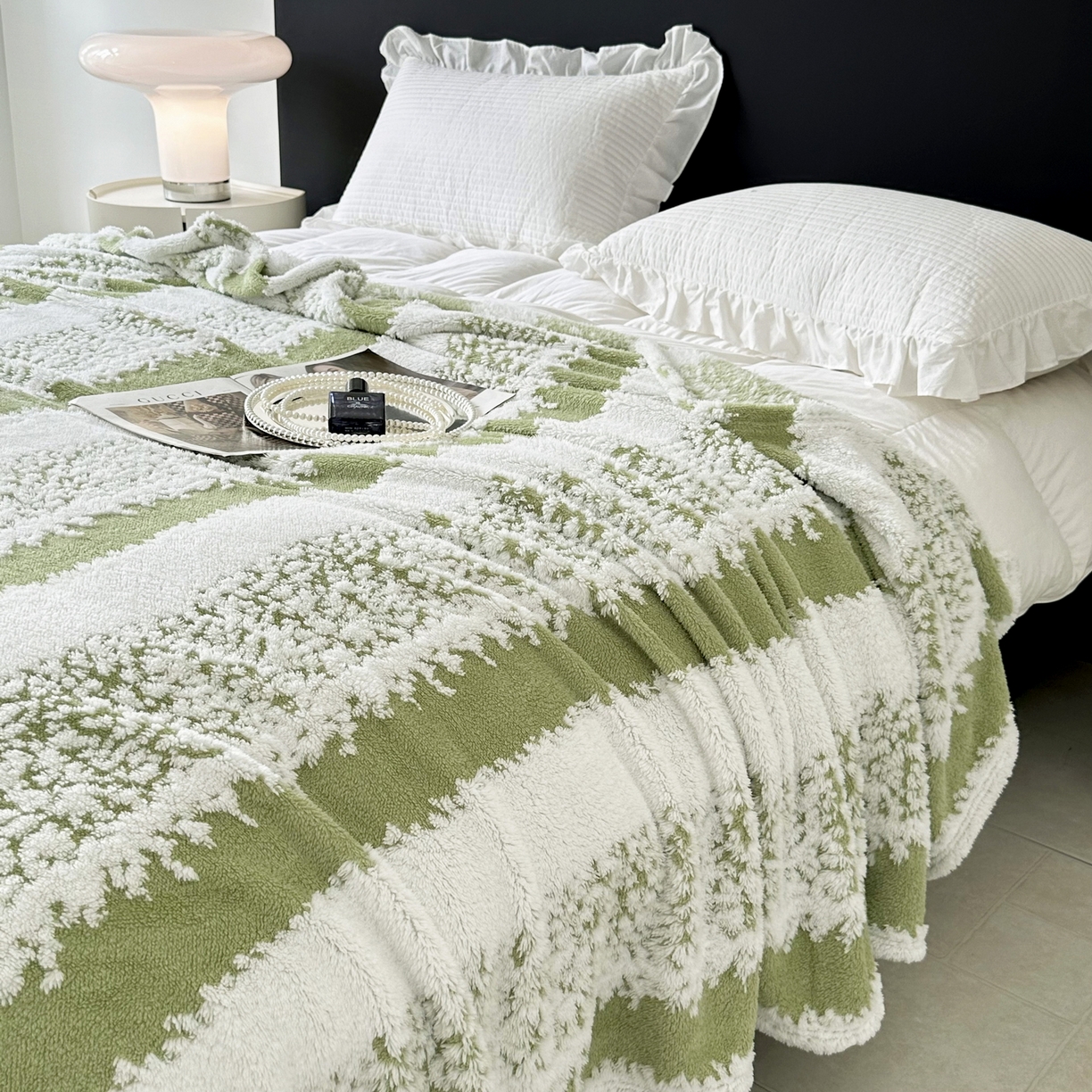 91家纺网 家纺一手货源 找家纺 畅畅家纺 2025新款超柔阳离子塔芙绒舒棉绒毛毯春秋夏盖毯 塔芙-清绿