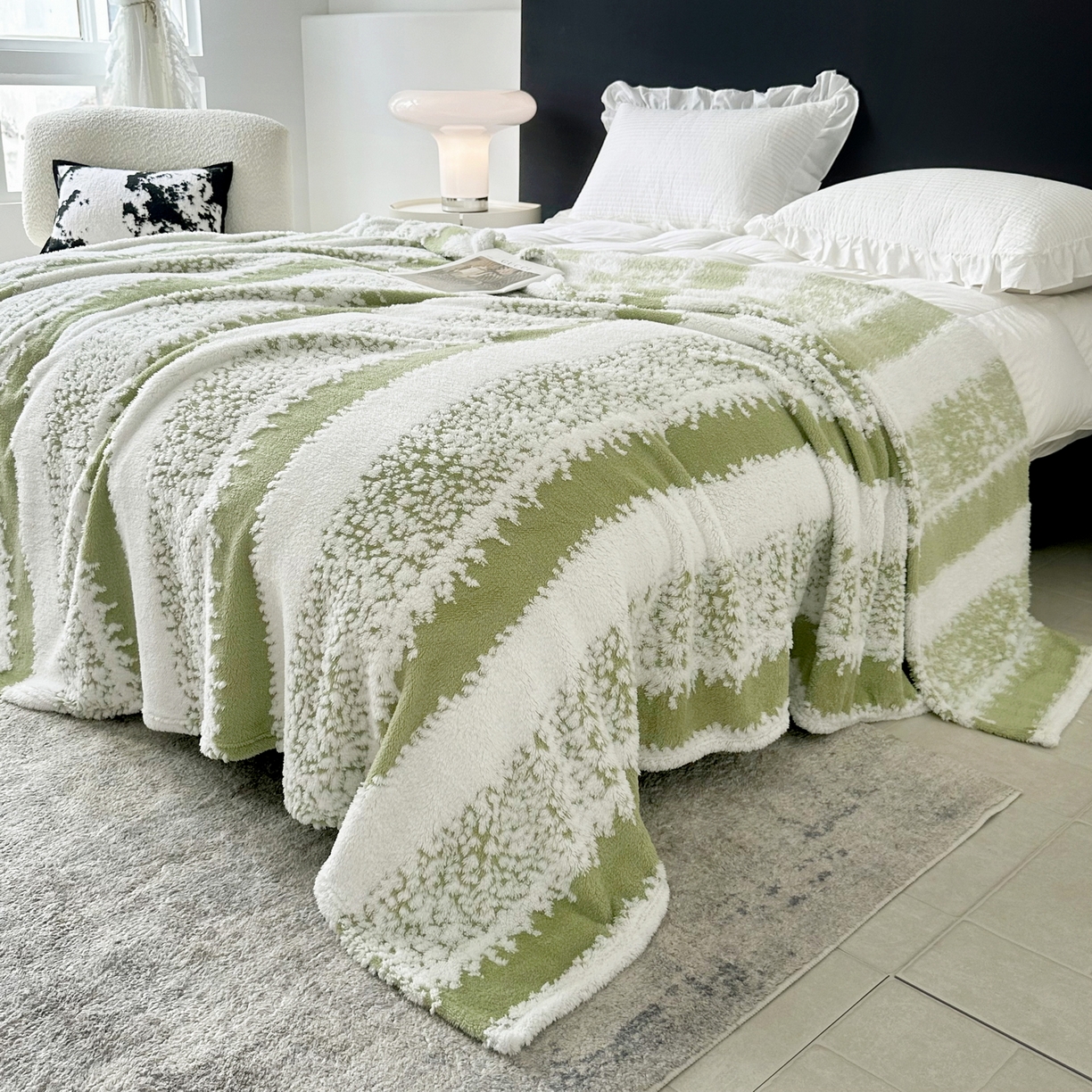 91家纺网 家纺一手货源 找家纺 畅畅家纺 2025新款超柔阳离子塔芙绒舒棉绒毛毯春秋夏盖毯 塔芙-清绿