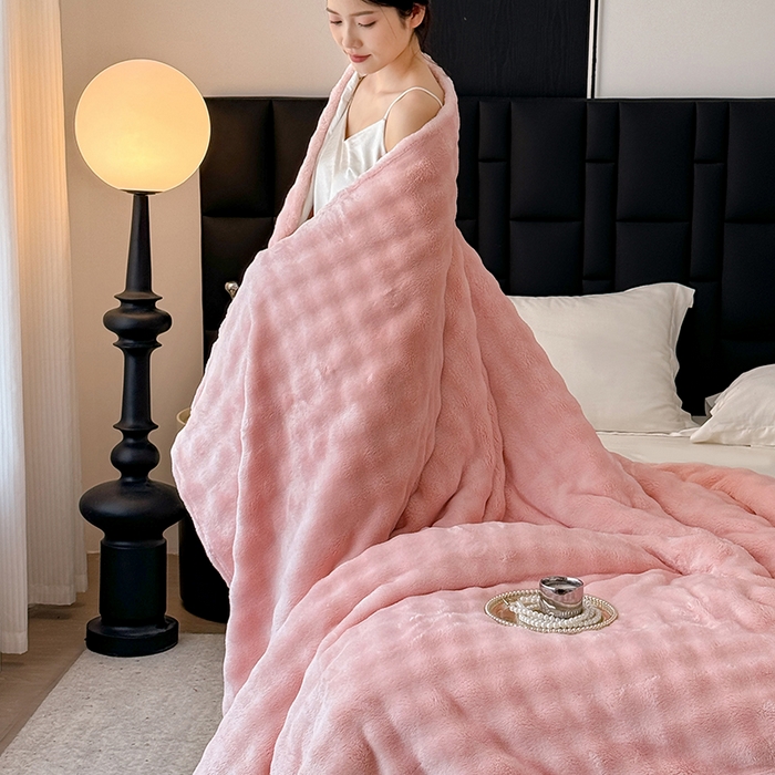 91家纺网 家纺一手货源 找家纺 安琪家纺 2025新款300G炫彩水墨画仿兔毛绒大泡泡绒印花法兰绒毛毯大理石纹休闲毯沙发盖毯跨境外贸出口专供 泡泡纯色-粉色