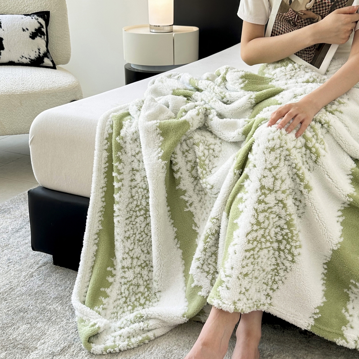 91家纺网 家纺一手货源 找家纺 畅畅家纺 2025新款超柔阳离子塔芙绒舒棉绒毛毯春秋夏盖毯 塔芙-清绿