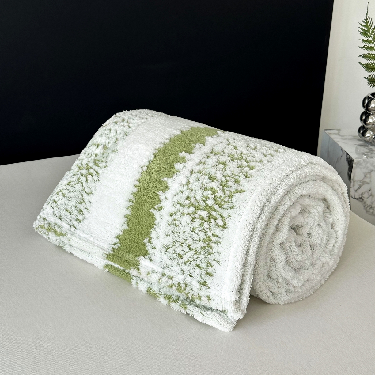 91家纺网 家纺一手货源 找家纺 畅畅家纺 2025新款超柔阳离子塔芙绒舒棉绒毛毯春秋夏盖毯 塔芙-清绿