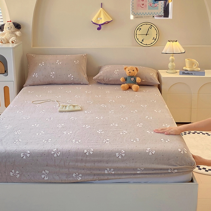 91家纺网 家纺一手货源 找家纺 （总）艾橙家纺 2025秋冬新款高克重牛奶绒印花床笠单品床笠床笠单件