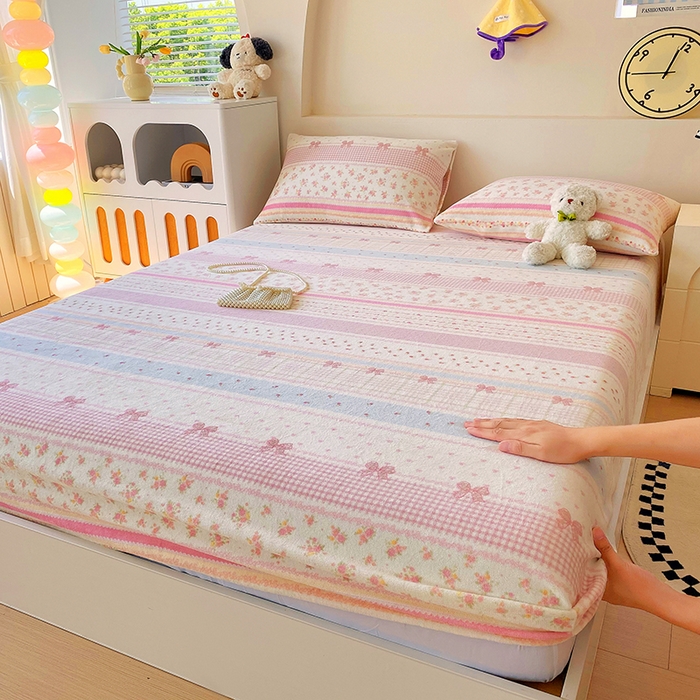 91家纺网 家纺一手货源 找家纺 （总）艾橙家纺 2025秋冬新款高克重牛奶绒印花床笠单品床笠床笠单件