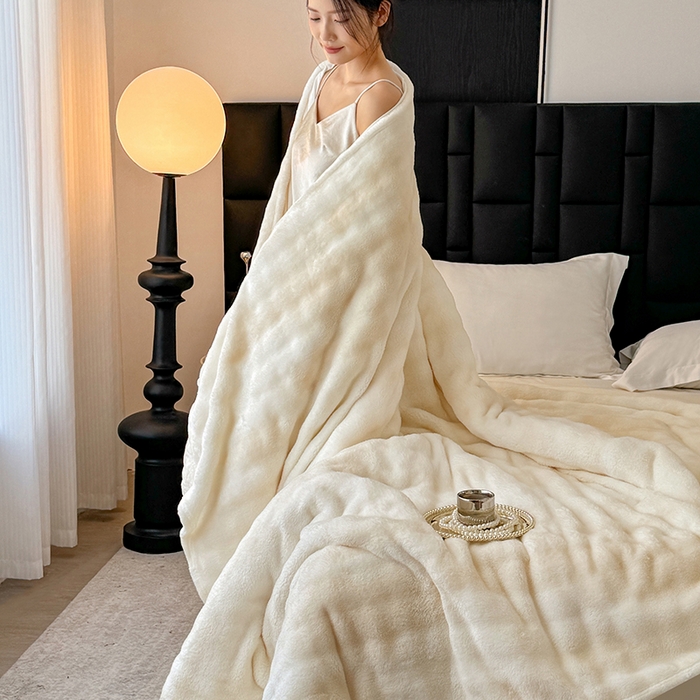 91家纺网 家纺一手货源 找家纺 安琪家纺 2025新款300G炫彩水墨画仿兔毛绒大泡泡绒印花法兰绒毛毯大理石纹休闲毯沙发盖毯跨境外贸出口专供 水墨画-米白