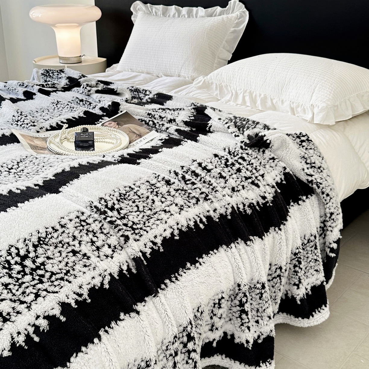 91家纺网 家纺一手货源 找家纺 畅畅家纺 2025新款超柔阳离子塔芙绒舒棉绒毛毯春秋夏盖毯 塔芙-雾黑