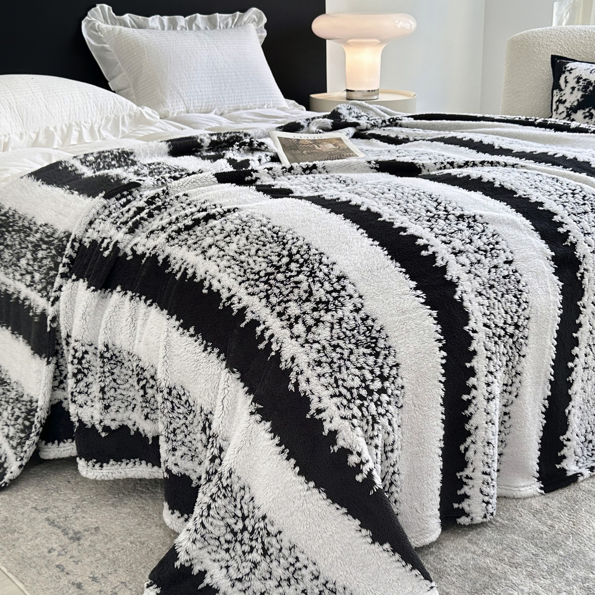 91家纺网 家纺一手货源 找家纺 畅畅家纺 2025新款超柔阳离子塔芙绒舒棉绒毛毯春秋夏盖毯 塔芙-雾黑