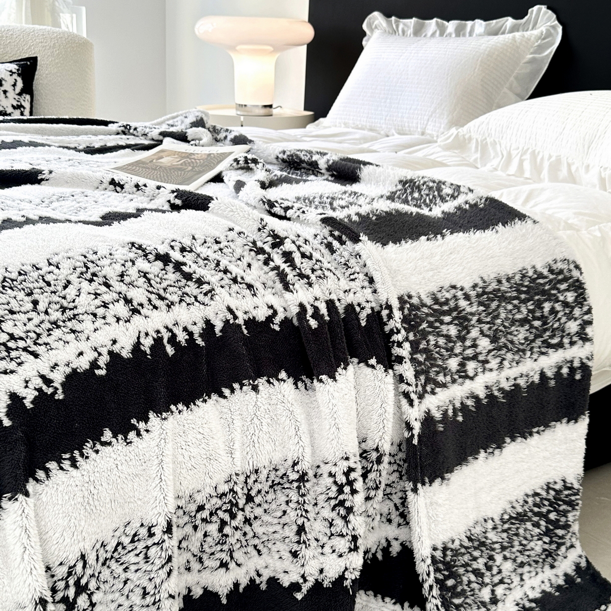 91家纺网 家纺一手货源 找家纺 畅畅家纺 2025新款超柔阳离子塔芙绒舒棉绒毛毯春秋夏盖毯 塔芙-雾黑