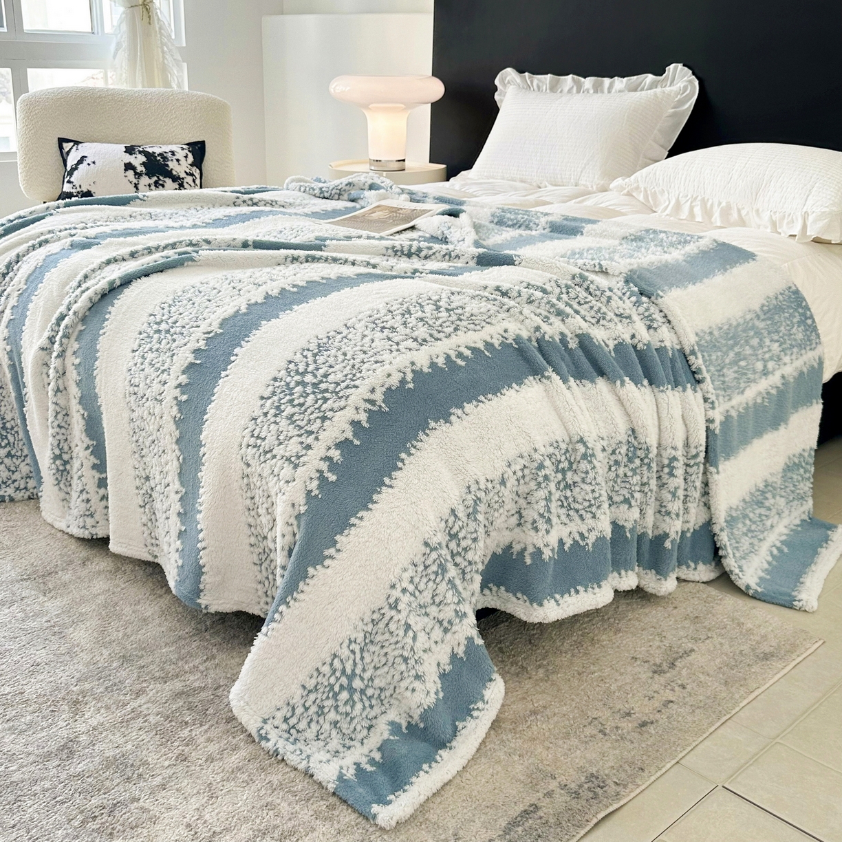 91家纺网 家纺一手货源 找家纺 畅畅家纺 2025新款超柔阳离子塔芙绒舒棉绒毛毯春秋夏盖毯 塔芙-幽蓝