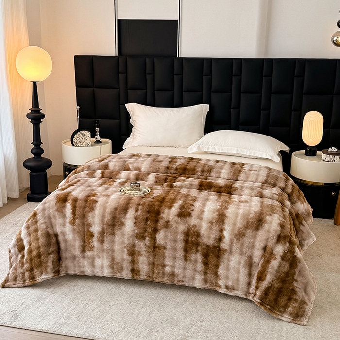 91家纺网 家纺一手货源 找家纺 安琪家纺 2025新款300G炫彩水墨画仿兔毛绒大泡泡绒印花法兰绒毛毯大理石纹休闲毯沙发盖毯跨境外贸出口专供 水墨画-深咖