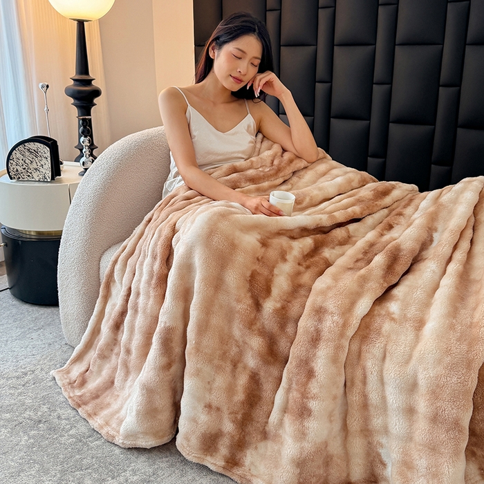 91家纺网 家纺一手货源 找家纺 安琪家纺 2025新款300G炫彩水墨画仿兔毛绒大泡泡绒印花法兰绒毛毯大理石纹休闲毯沙发盖毯跨境外贸出口专供 水墨画-驼