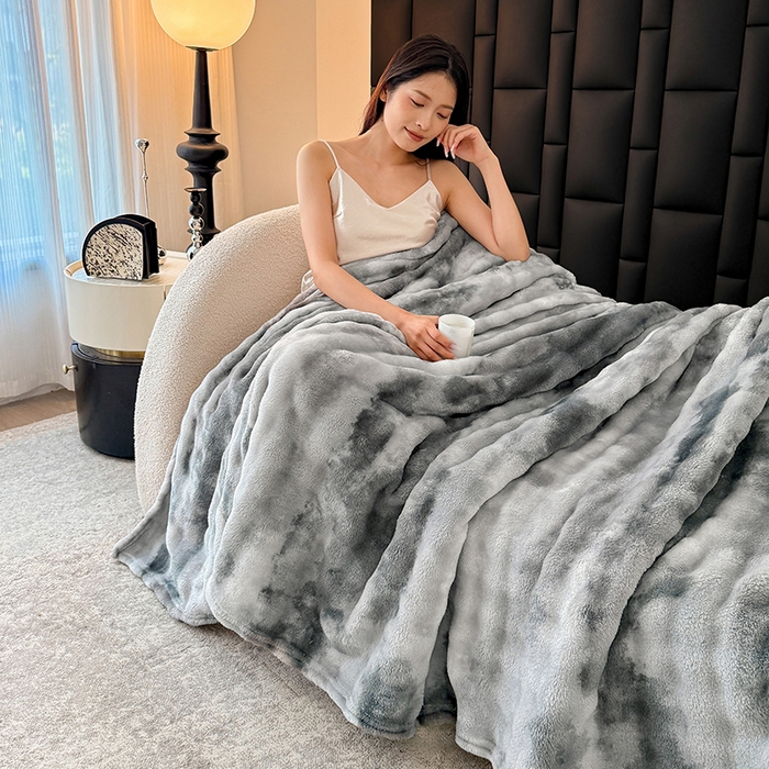 91家纺网 家纺一手货源 找家纺 安琪家纺 2025新款300G炫彩水墨画仿兔毛绒大泡泡绒印花法兰绒毛毯大理石纹休闲毯沙发盖毯跨境外贸出口专供 水墨画-灰