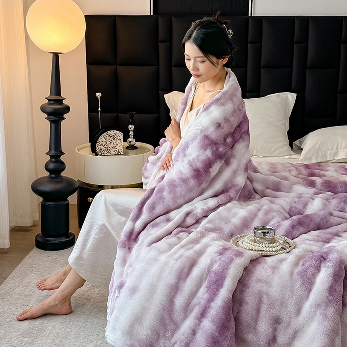 91家纺网 家纺一手货源 找家纺 安琪家纺 2025新款300G炫彩水墨画仿兔毛绒大泡泡绒印花法兰绒毛毯大理石纹休闲毯沙发盖毯跨境外贸出口专供 水墨画-紫