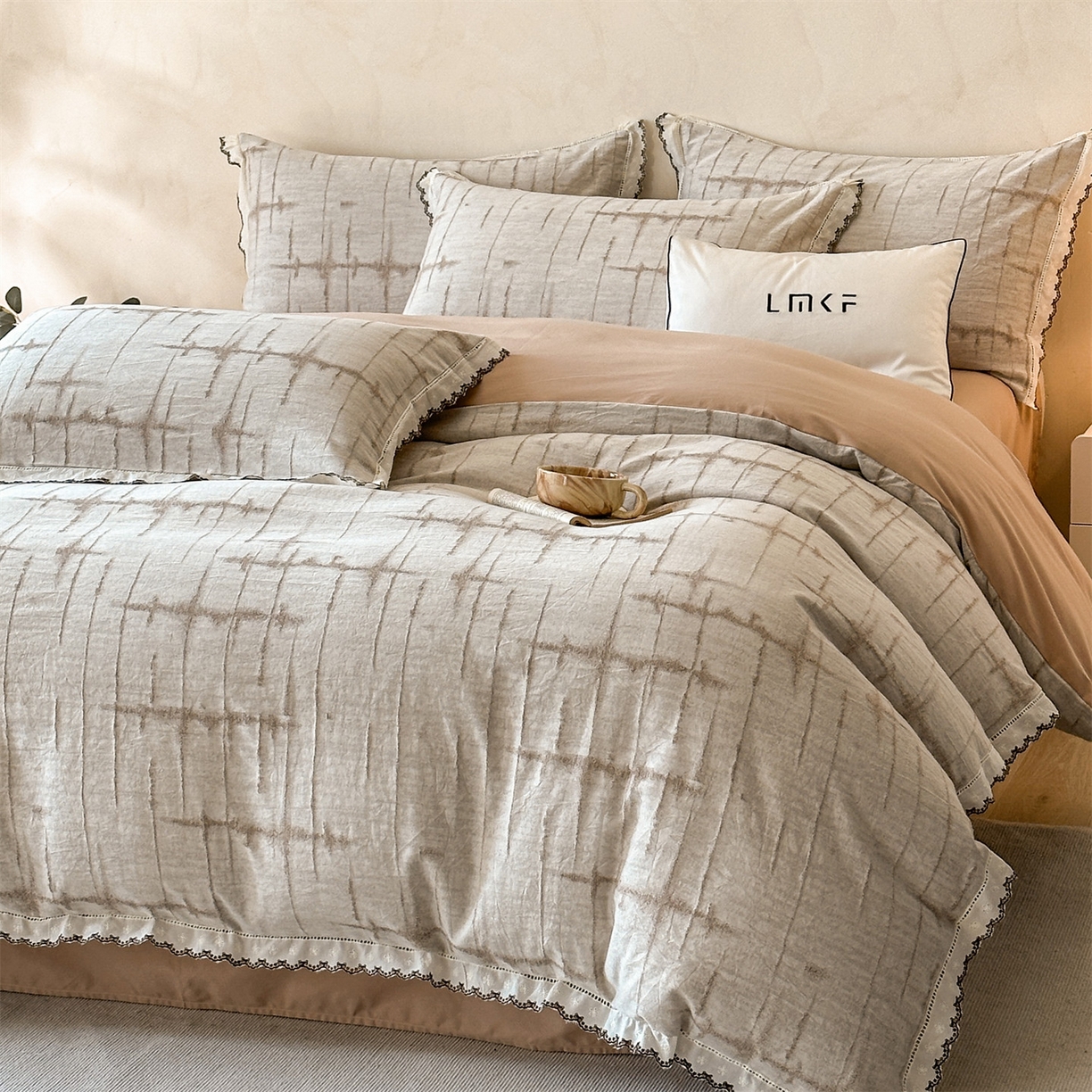 91家纺网 家纺一手货源 找家纺 蓝米卡夫 2025秋冬-棉麻色织全棉提花60支磨毛花边款（礼盒包装）提供买家秀 无限之光-卡其